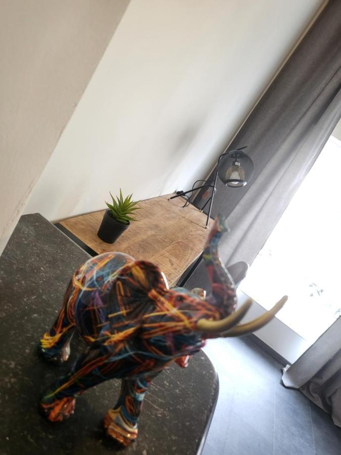 Loogiez Aparthotel Tongeren Luaran gambar