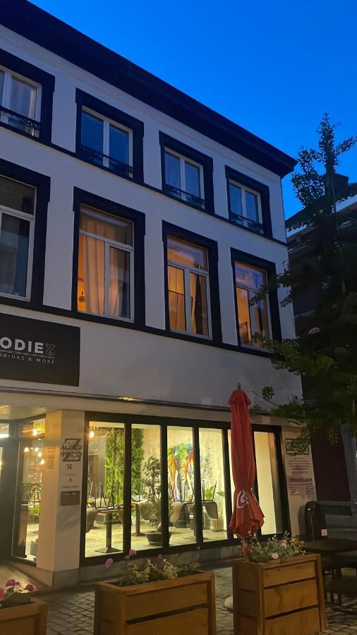 Loogiez Aparthotel Tongeren Luaran gambar